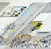 5th East Hall Bed  Breakfast - Accommodation Ohio