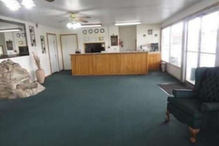 Sallisaw Inn - thumb 3