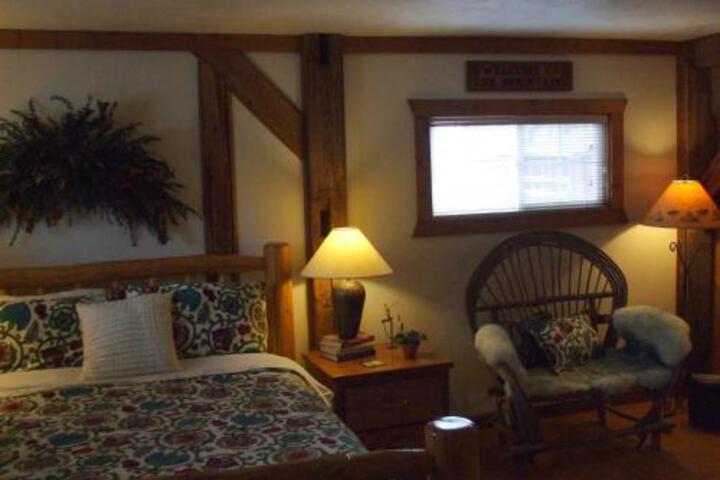 Hansen Guest Ranch - thumb 4