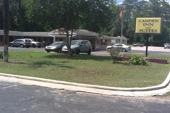 Camden Inn & Suites - thumb 4