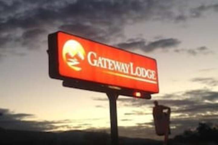 Gateway Lodge - thumb 1