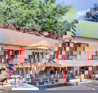 Days Inn by Wyndham Downtown Aiken - Accommodation Ohio