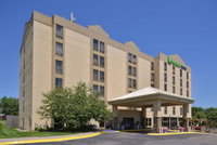 Holiday Inn Express  Suites Central Omaha an IHG Hotel