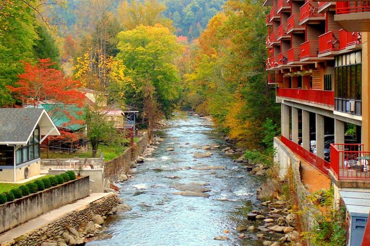Baymont By Wyndham Gatlinburg On The River - thumb 1