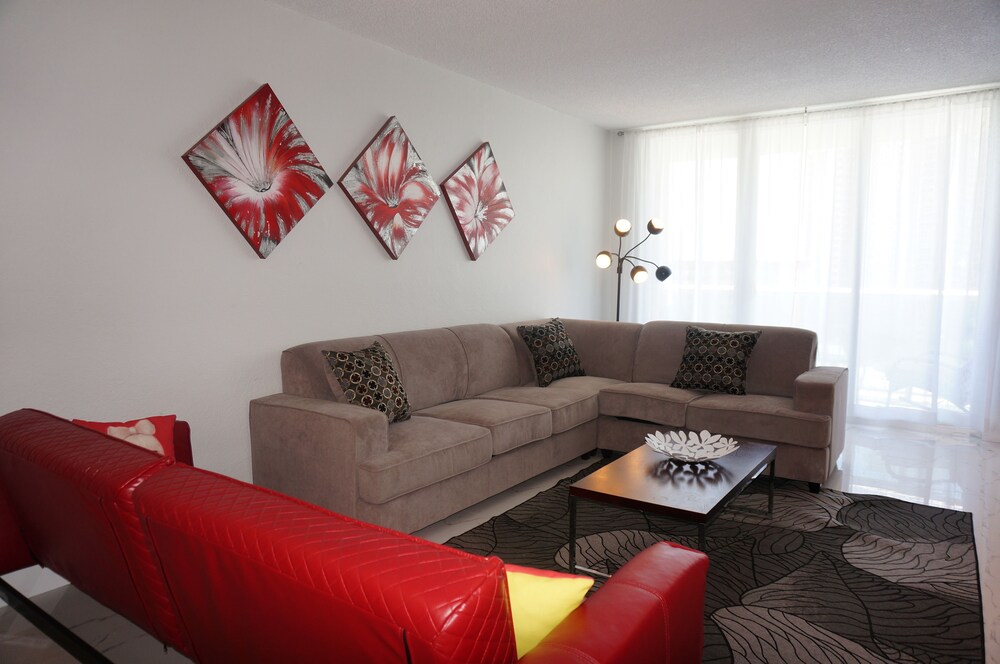 Ocean Reserve Apartments By FlatsAway - thumb 6