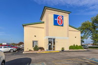 Motel 6 Moline IL