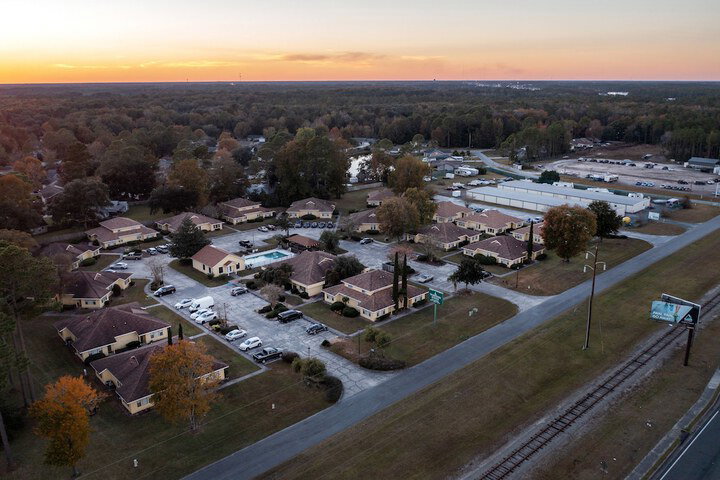 Mariners Suites - thumb 3