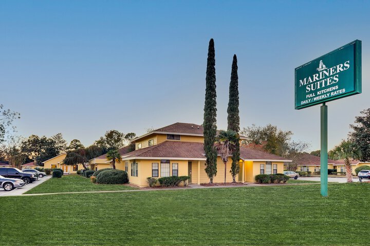 Mariners Suites - thumb 2