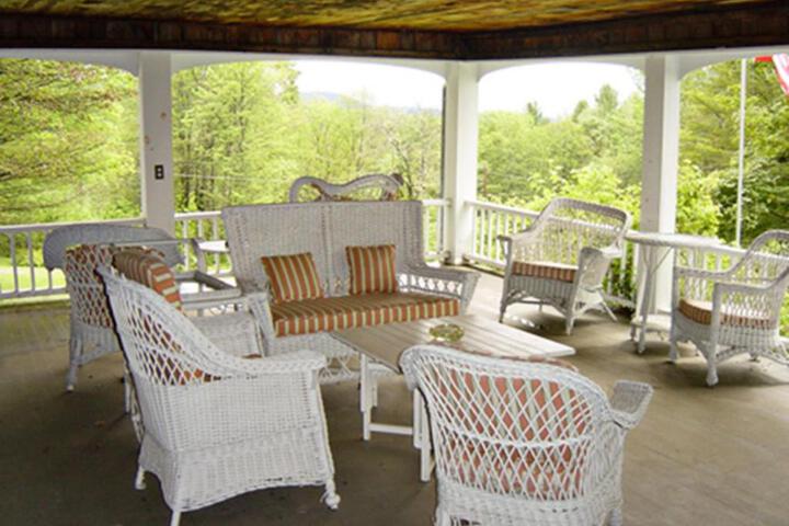 The Inn At Woodchuck Hill Farm - thumb 5