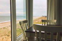 Surf Club Oceanfront Hotel