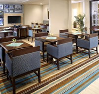 Hawthorn Suites by Wyndham Wheeling at the Highlands - Accommodation Ohio