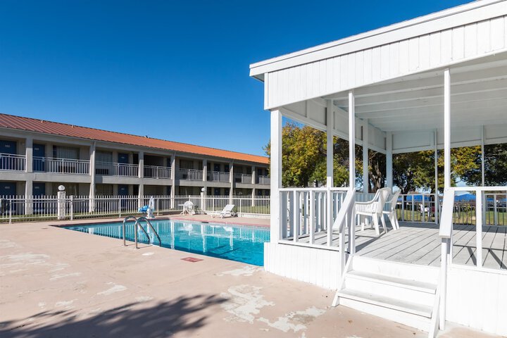 Motel 6 Stephenville, TX - thumb 4