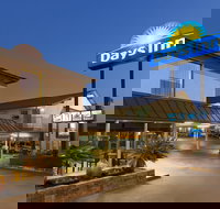 Days Inn by Wyndham Austin/University/Downtown - Accommodation Ohio