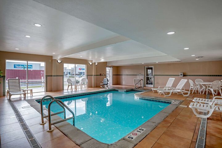 Comfort Suites Foley - thumb 2