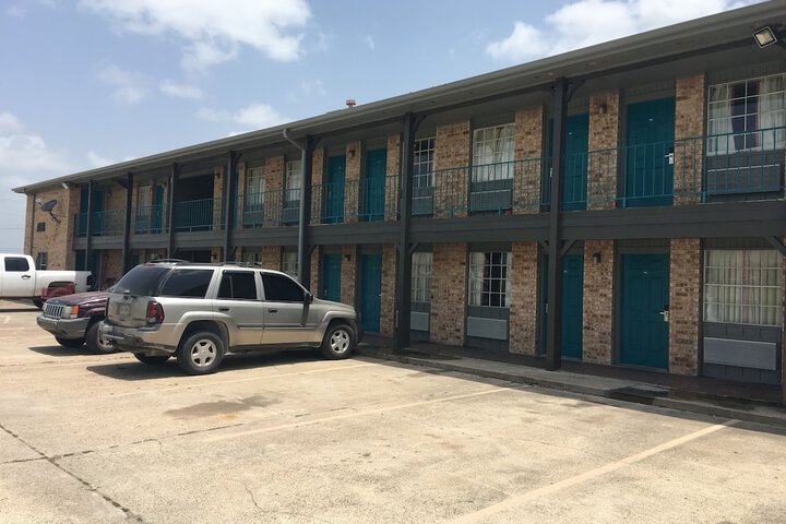 Chaparral Motel - thumb 3