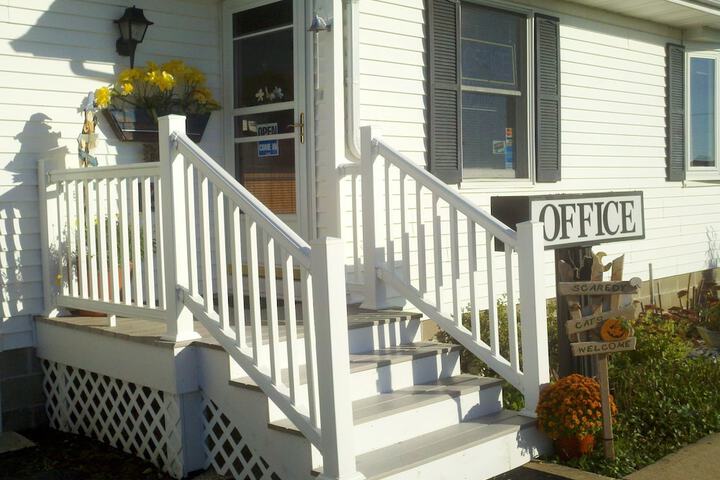 Mariners Motel - thumb 3