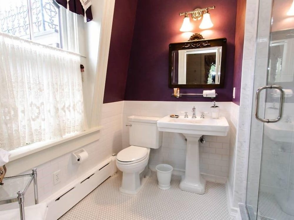 Silas W Robbins House - thumb 5