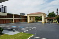 Columbus Inn  Suites