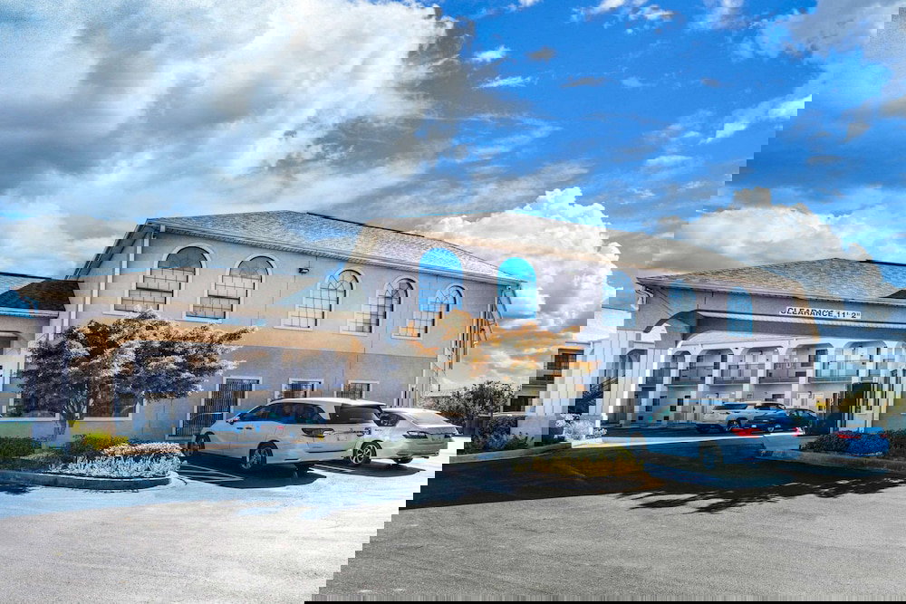 Econo Lodge And Suites - thumb 3