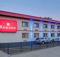 Ramada by Wyndham Bronx - Accommodation Ohio