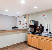 Super 8 by Wyndham Adair Ia - Accommodation Ohio