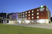 Holiday Inn Express  Suites Columbus North an IHG Hotel
