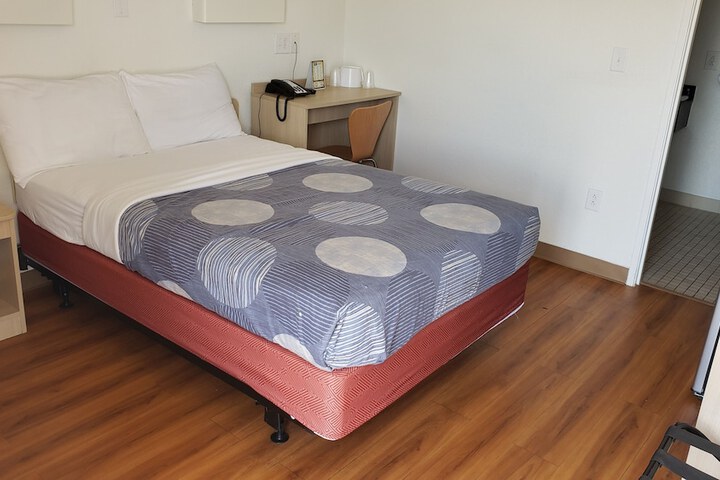 Rodeway Inn - thumb 4