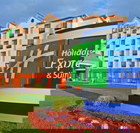 Holiday Inn Express Hotel  Suites Meadowlands Area an IHG Hotel - Accommodation Ohio