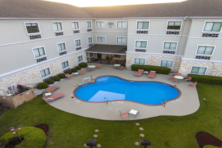 Holiday Inn Express Hotel & Suites Mount Pleasant, An IHG Hotel - thumb 7