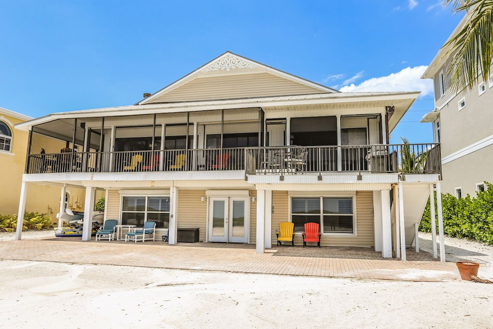 8170 Estero - thumb 0
