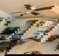 210 Miramar - Accommodation Ohio