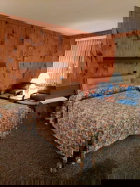 Allen's Budget Motel