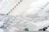 NY056 1 Bedroom Apartment By Senstay