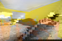 Oceanwalk East 411 1 Br condo by RedAwning