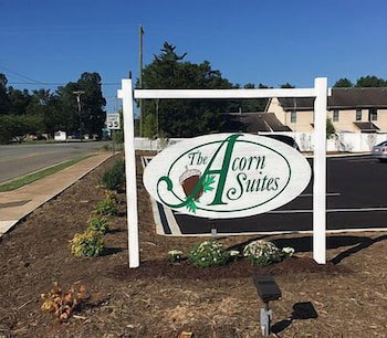 The Acorn Suites - thumb 2