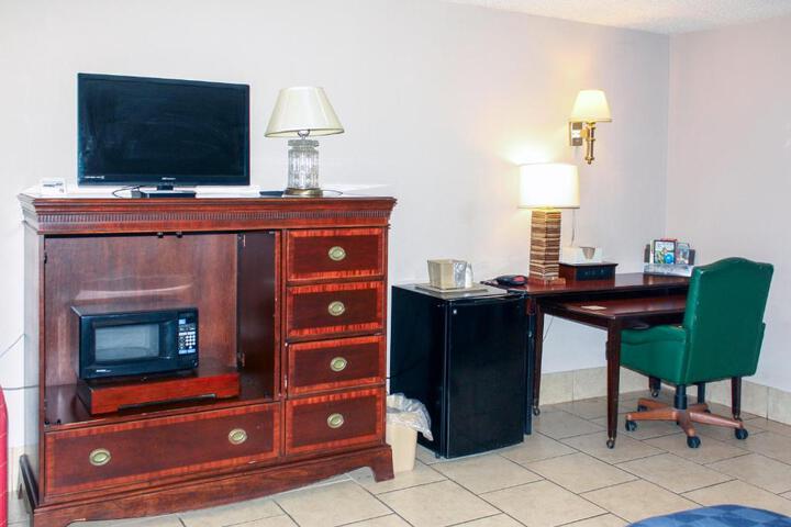 Toledo Town Inn - thumb 4