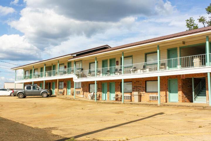 Toledo Town Inn - thumb 5