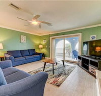 Island Retreat Upper B Ocean Front 2 Bedrooms Sleeps 6 - Accommodation Ohio