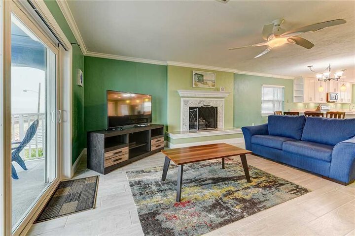 Island Retreat Upper B Ocean Front 2 Bedrooms Sleeps 6 - thumb 6