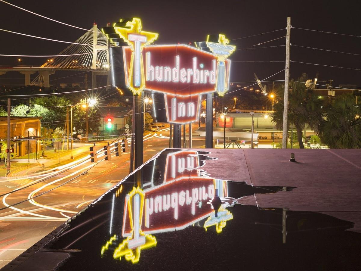 The Thunderbird Inn - thumb 0