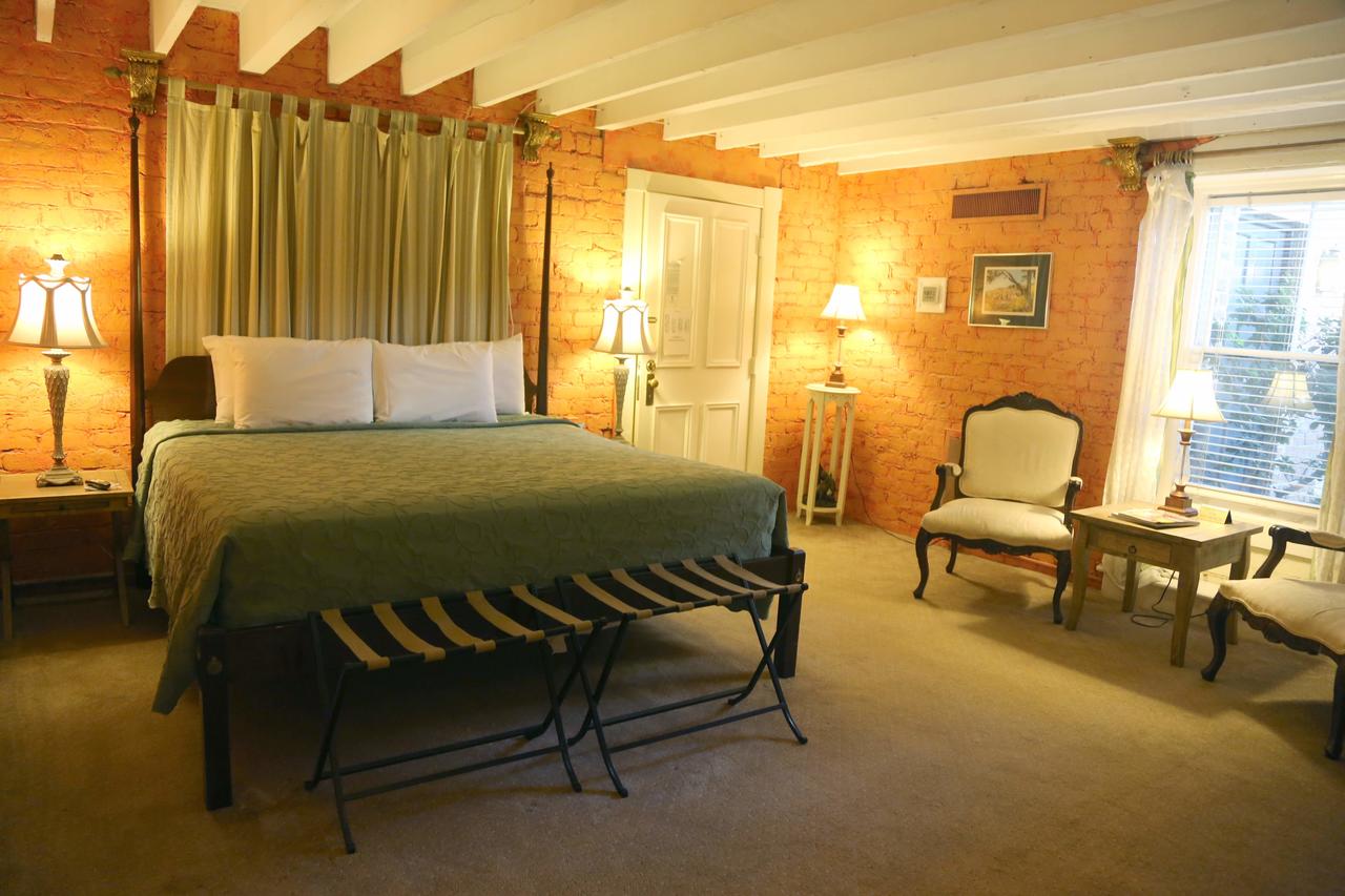 Foley House Inn - thumb 2