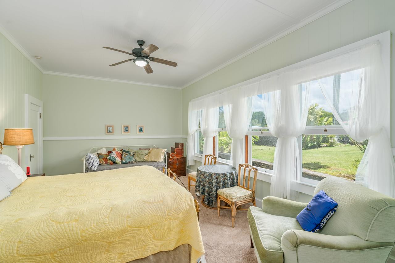 Old Hawaiian Bed And Breakfast - thumb 10