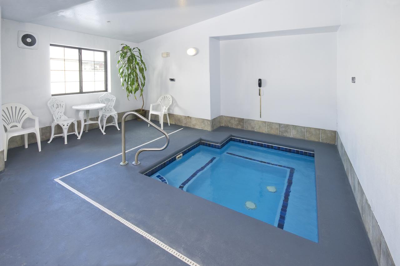 Super 8 By Wyndham McCall - thumb 2