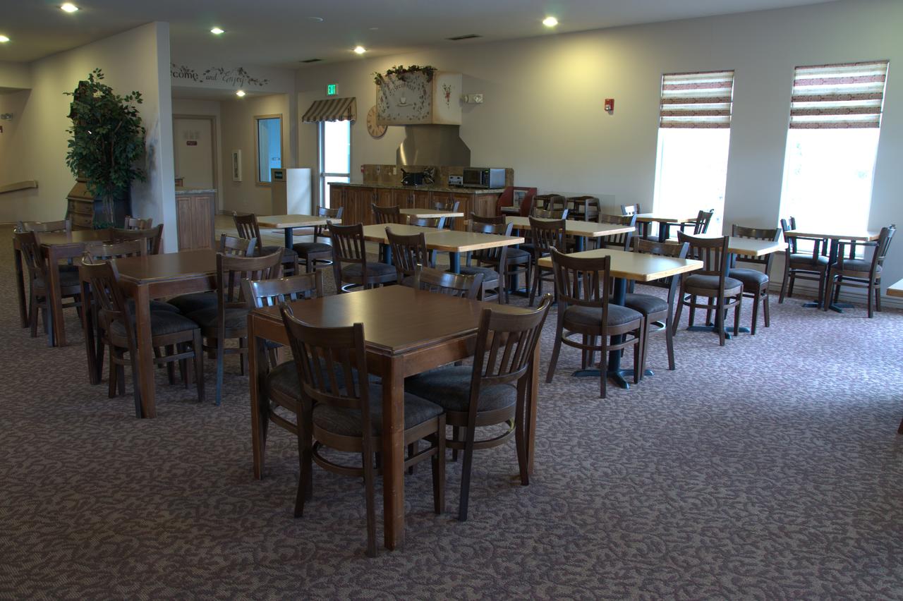 Le Ritz Hotel & Suites - thumb 25