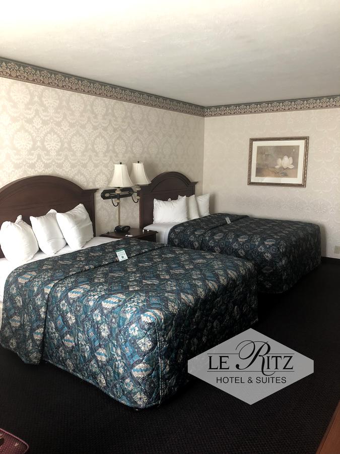 Le Ritz Hotel & Suites - thumb 2