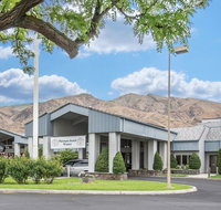 Quality Inn  Suites Conference Center Clarkston - Accommodation Ohio