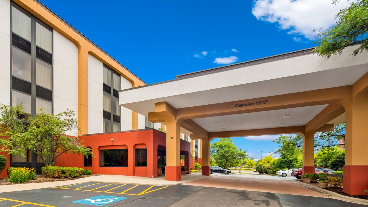 SureStay Plus Hotel By Best Western Chicago Lombard - thumb 2