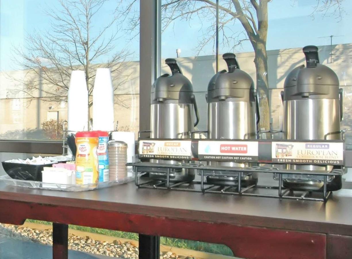 Red Roof PLUS+ Chicago - Hoffman Estates - thumb 22