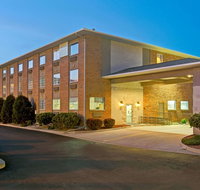 Super 8 by Wyndham Gurnee - Accommodation Ohio