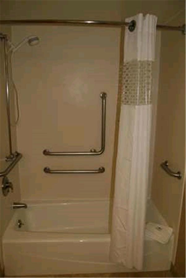 Hampton Inn East Peoria - thumb 25